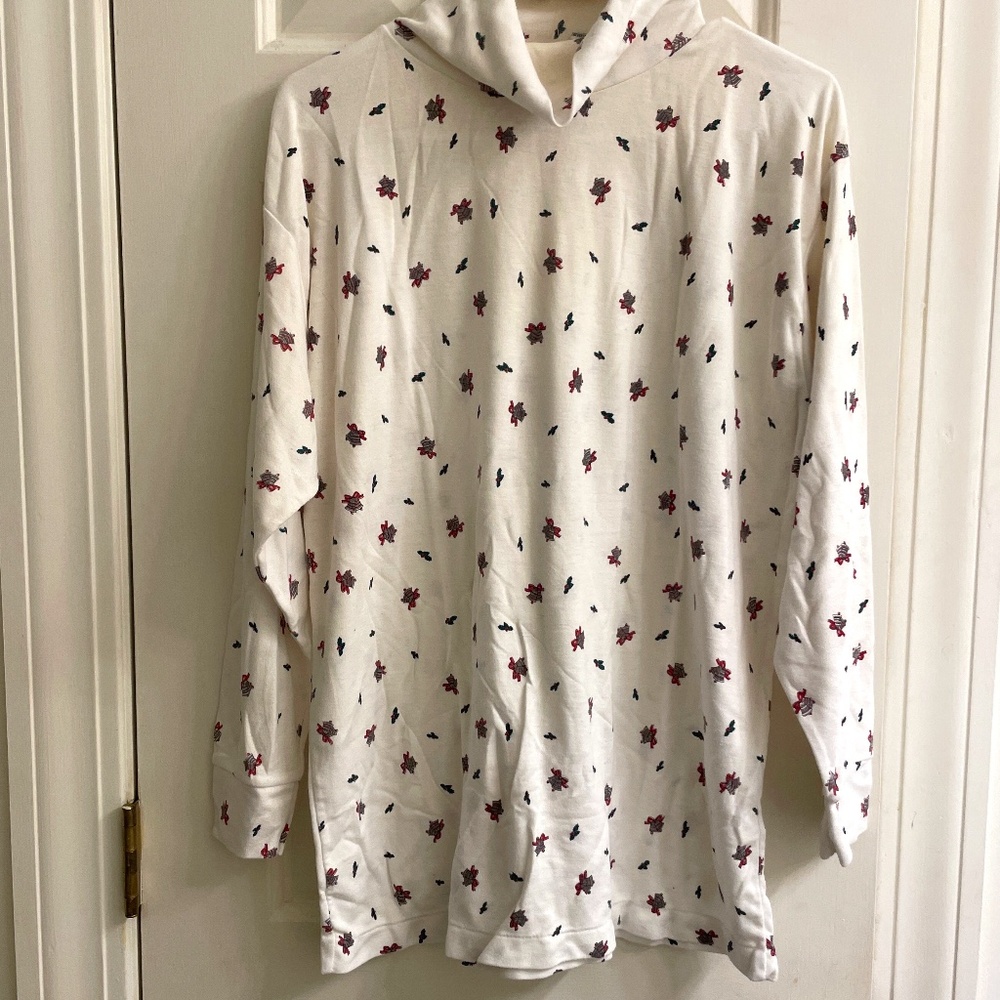 Vintage International Extratouch Christmas Bell Turtleneck White Sweater